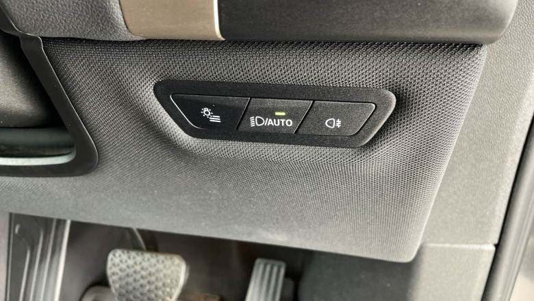 BMW iX 240kW xDrive40 M Sport 76.6kWh 5dr Auto Electric Estate